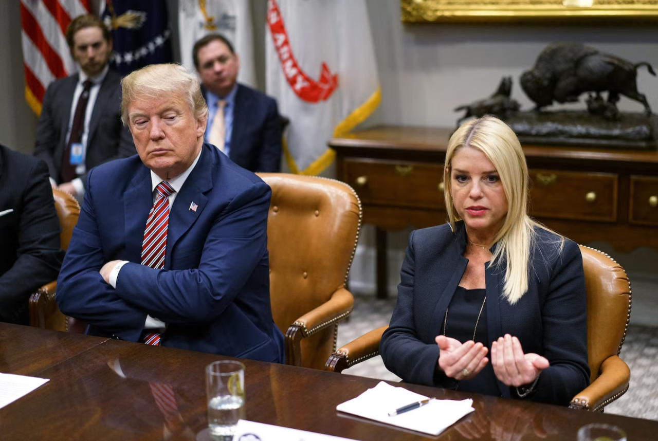 Mỹ có bộ nữ trưởng tư pháp đầu tiên