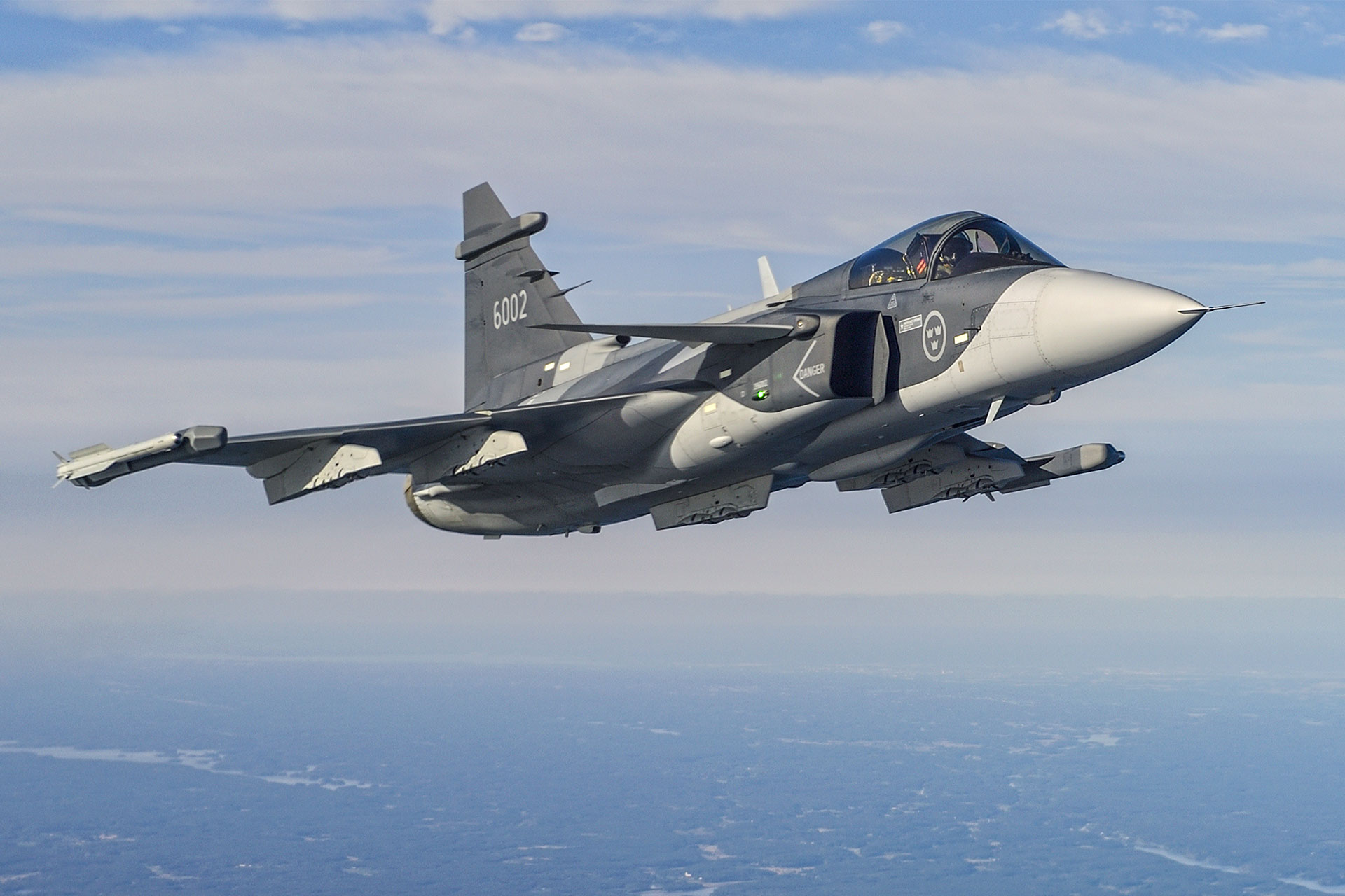 JAS 39 Gripen bất ngờ hưởng lợi khi Canada dự định hủy hợp đồng tiêm kích F-35